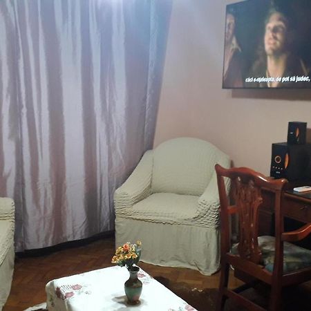 Cozy, Central 1-Bedroom Apartment In Timisoara, Romania Exterior photo
